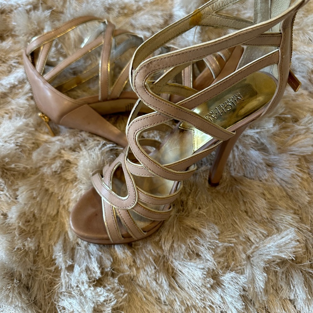 Michael Kors strappy dress shoe size 6 1/2 tan